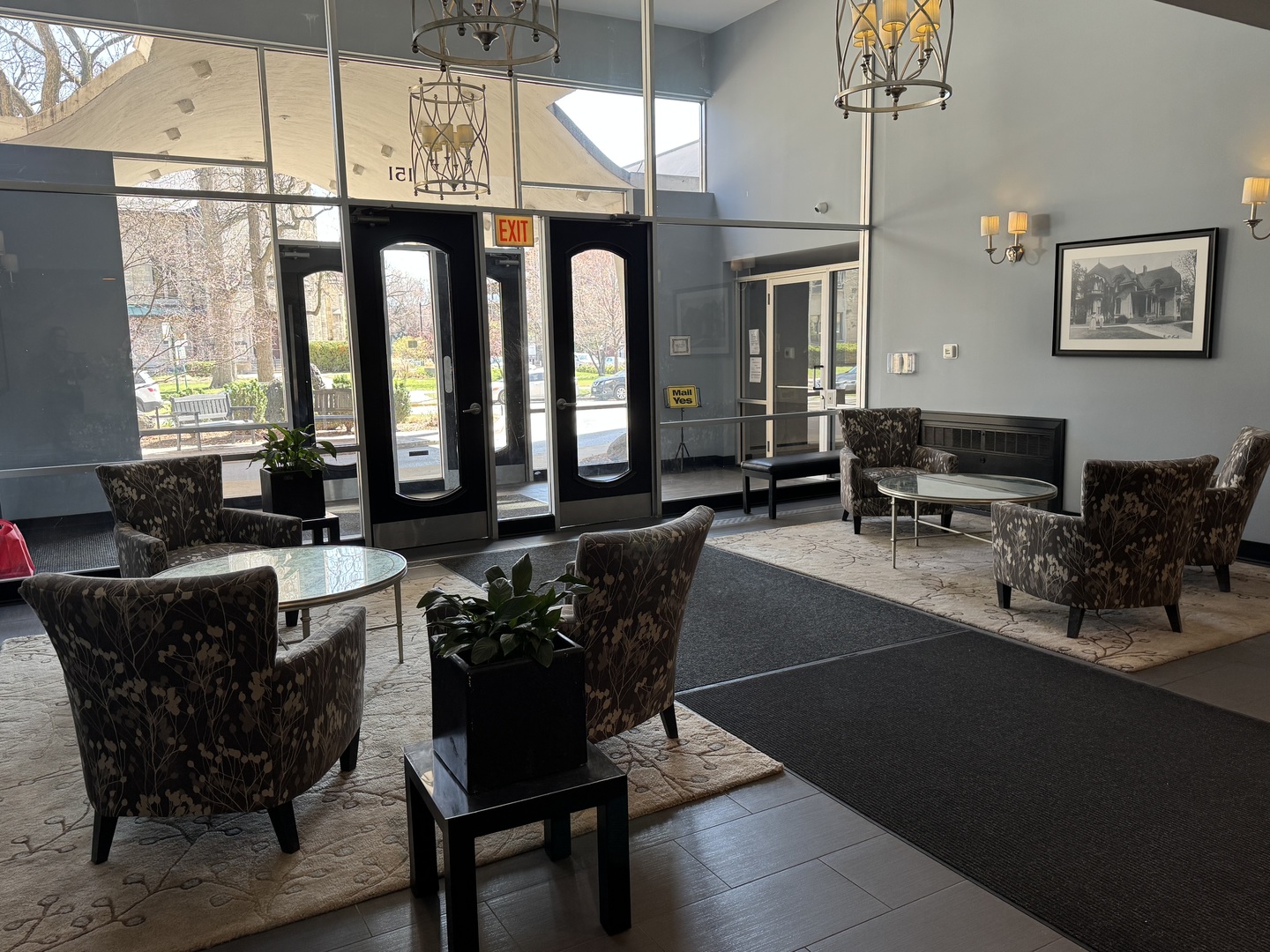 151 N Kenilworth Avenue #4G, Oak Park, IL