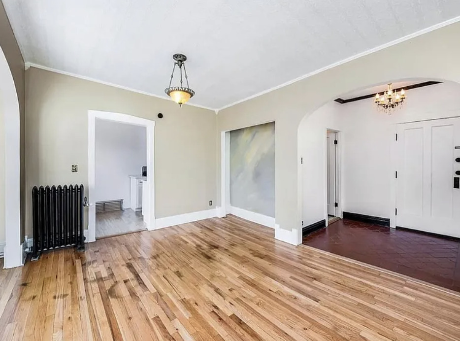 1329 W Addison Street #3A, Chicago, IL