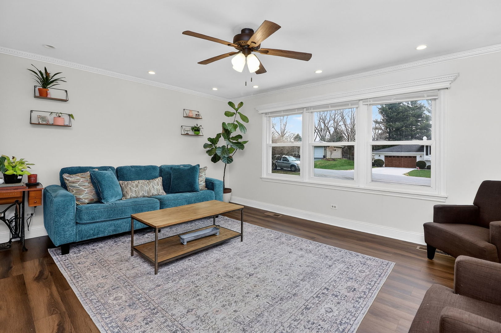 4N170 Wiant Road, West Chicago, IL