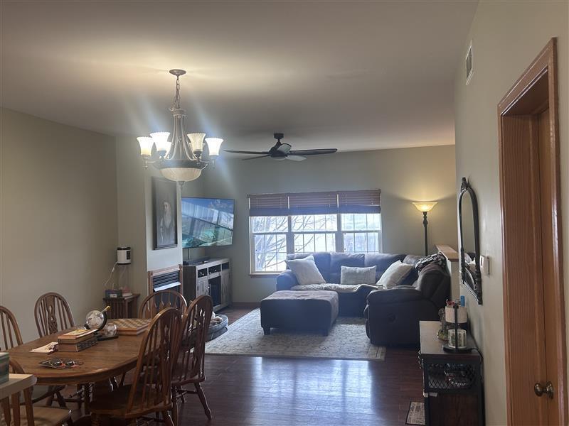 2204 Concord Drive #2204, Sycamore, IL