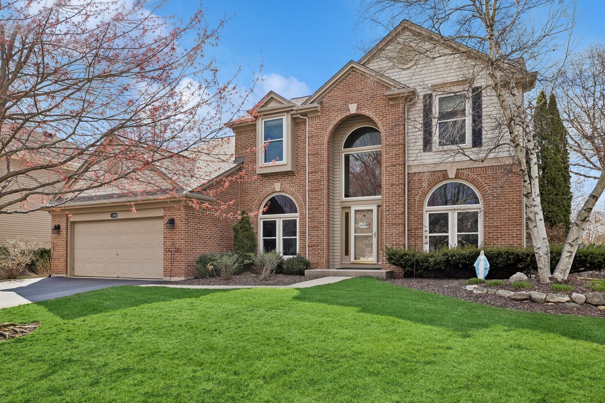 1508 Lilac Drive, Crystal Lake, IL