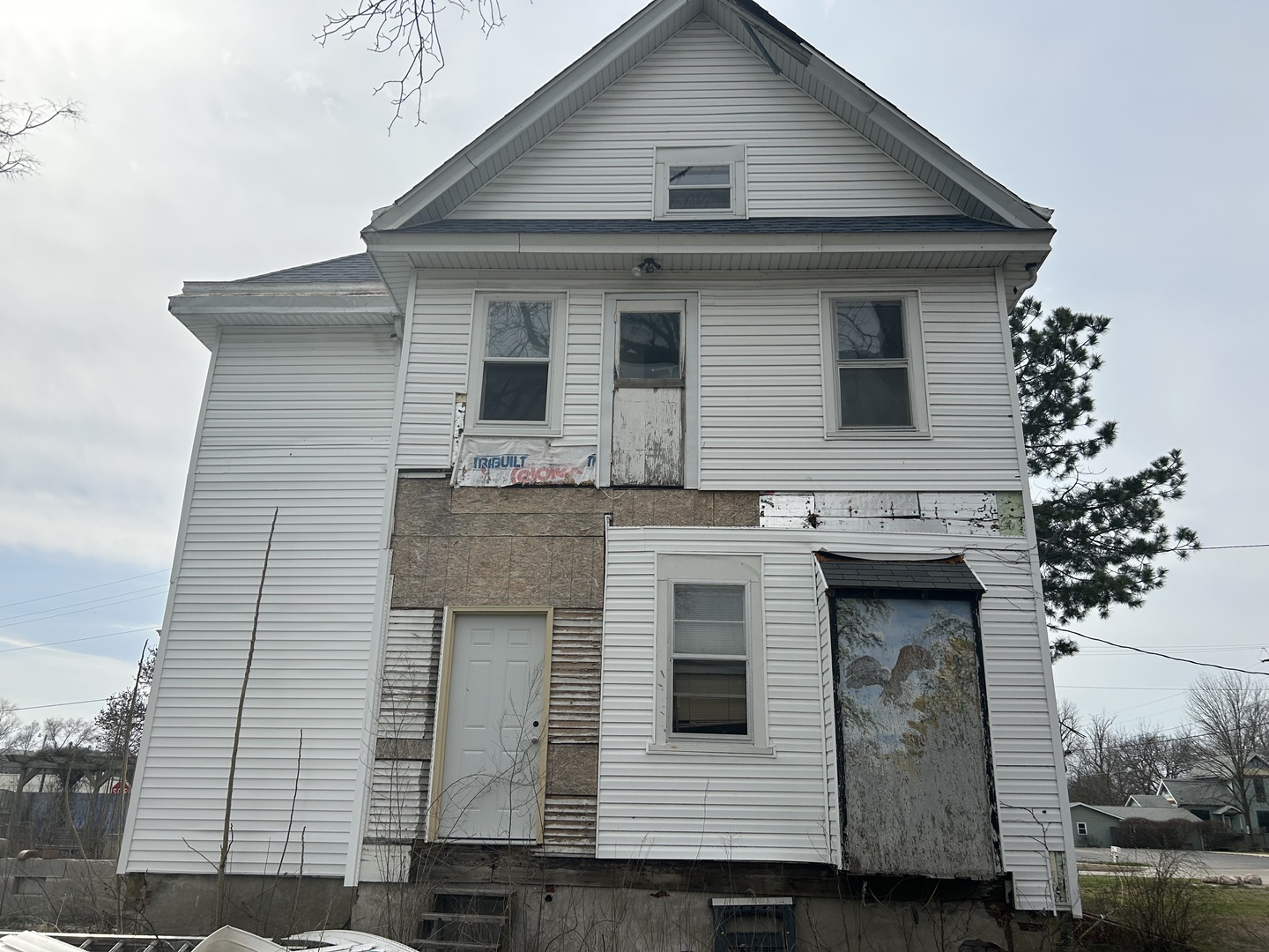 505 S Main Street, Tuscola, IL