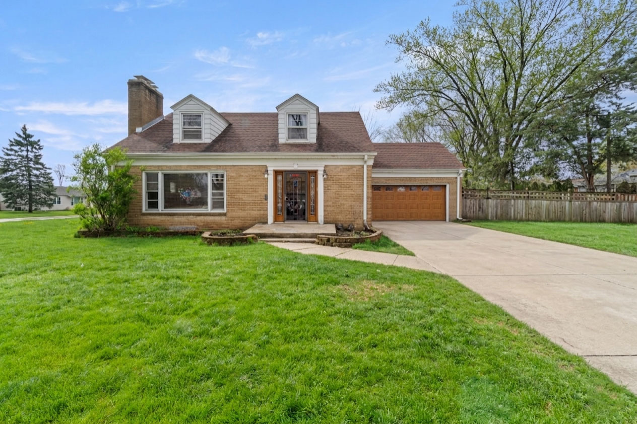 853 Orange Street, Elgin, IL