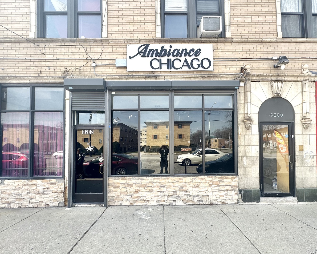 9202 S Cottage Grove Avenue, Chicago, IL