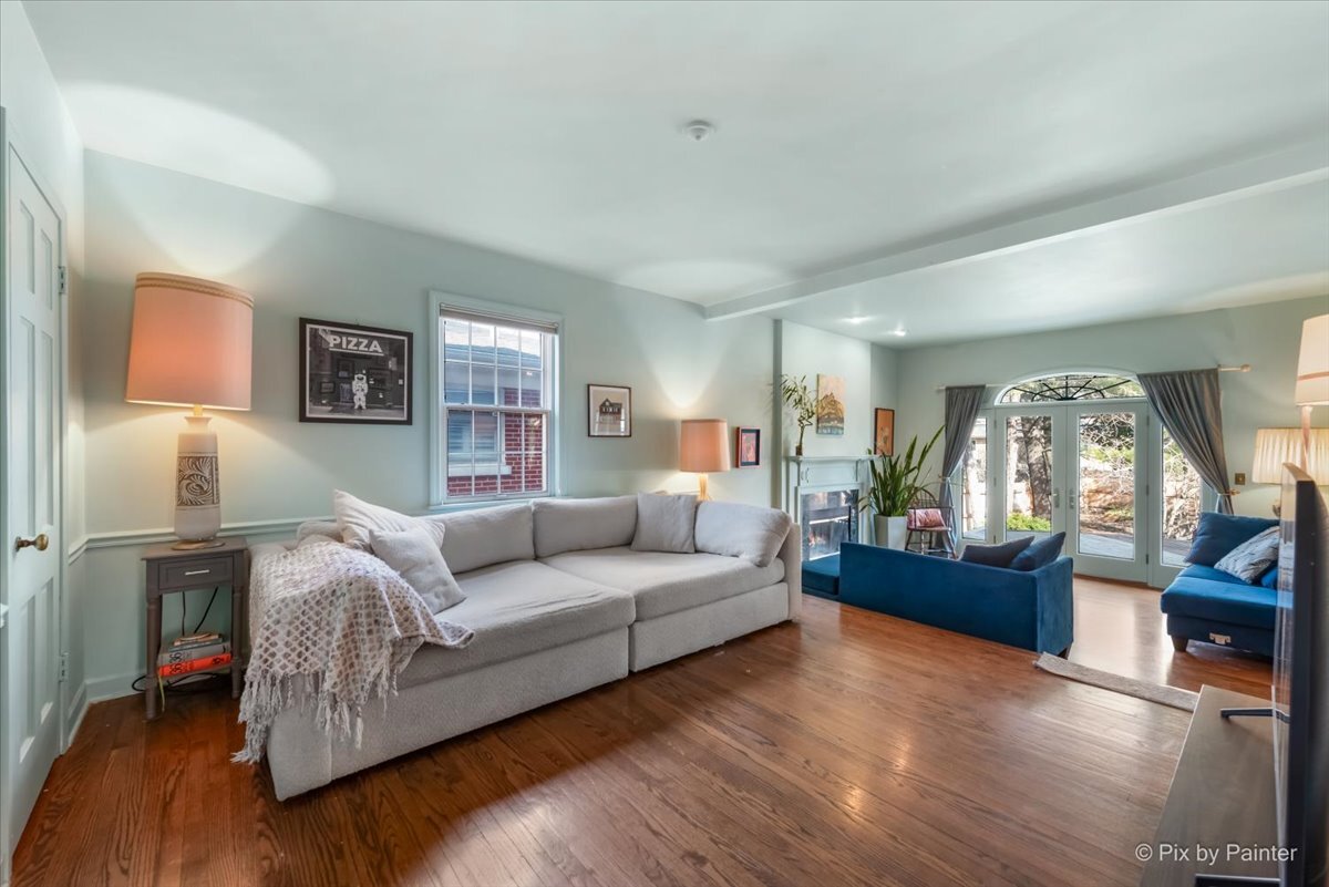 507 S Hi Lusi Avenue, Mount Prospect, IL