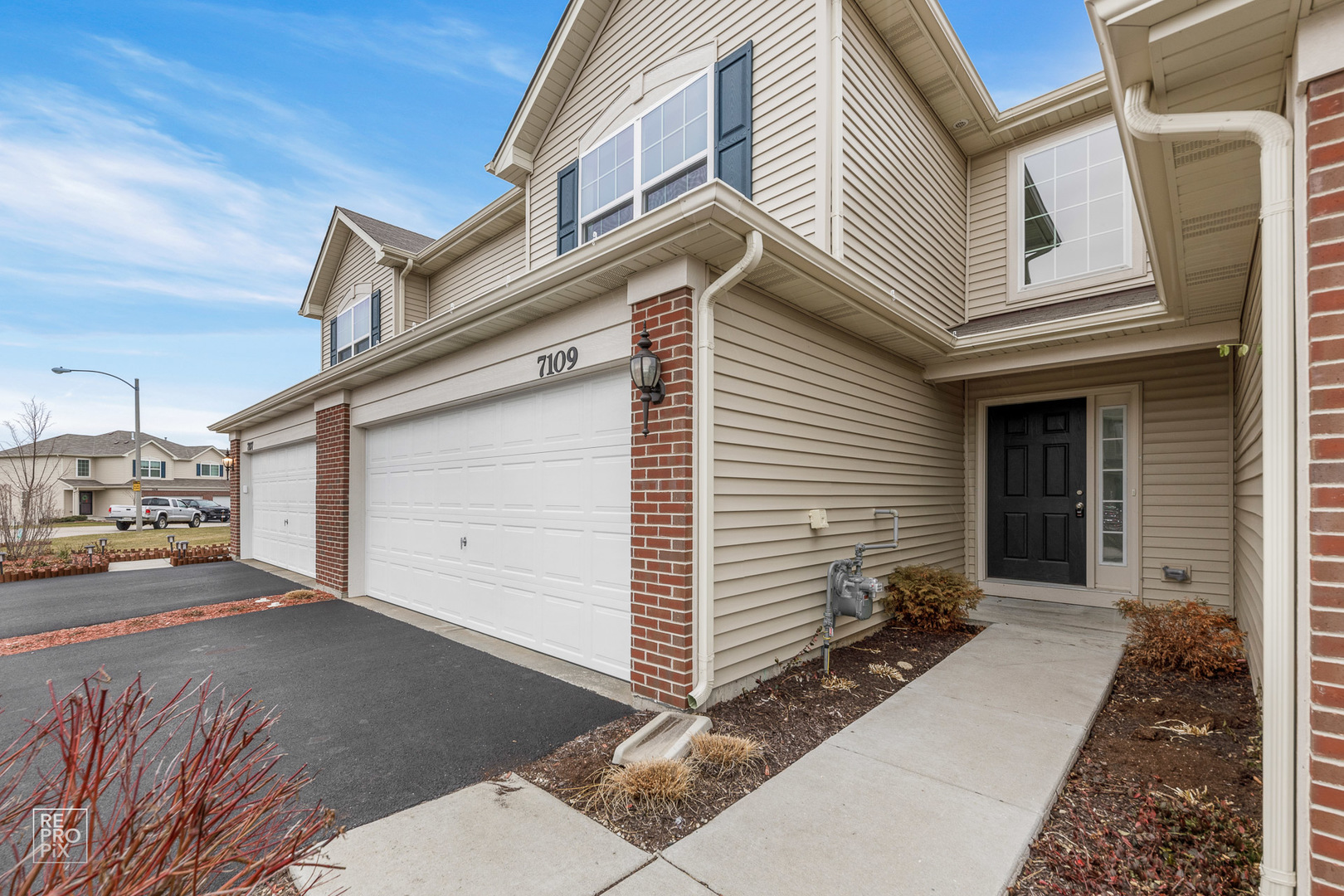 7109 Hidden Green Circle #3302, Fox Lake, IL
