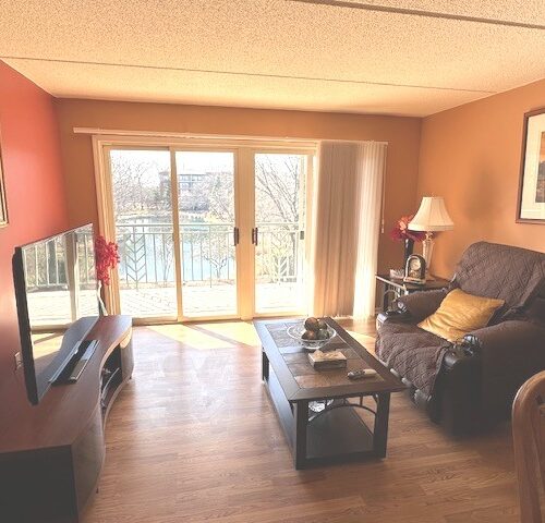 3850 W Bryn Mawr Avenue #301, Chicago, IL