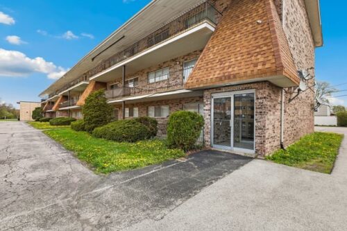 15335 Martin Luther King Jr Drive #21, Dolton, IL