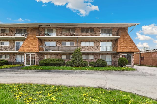 15335 Martin Luther King Jr Drive #21, Dolton, IL