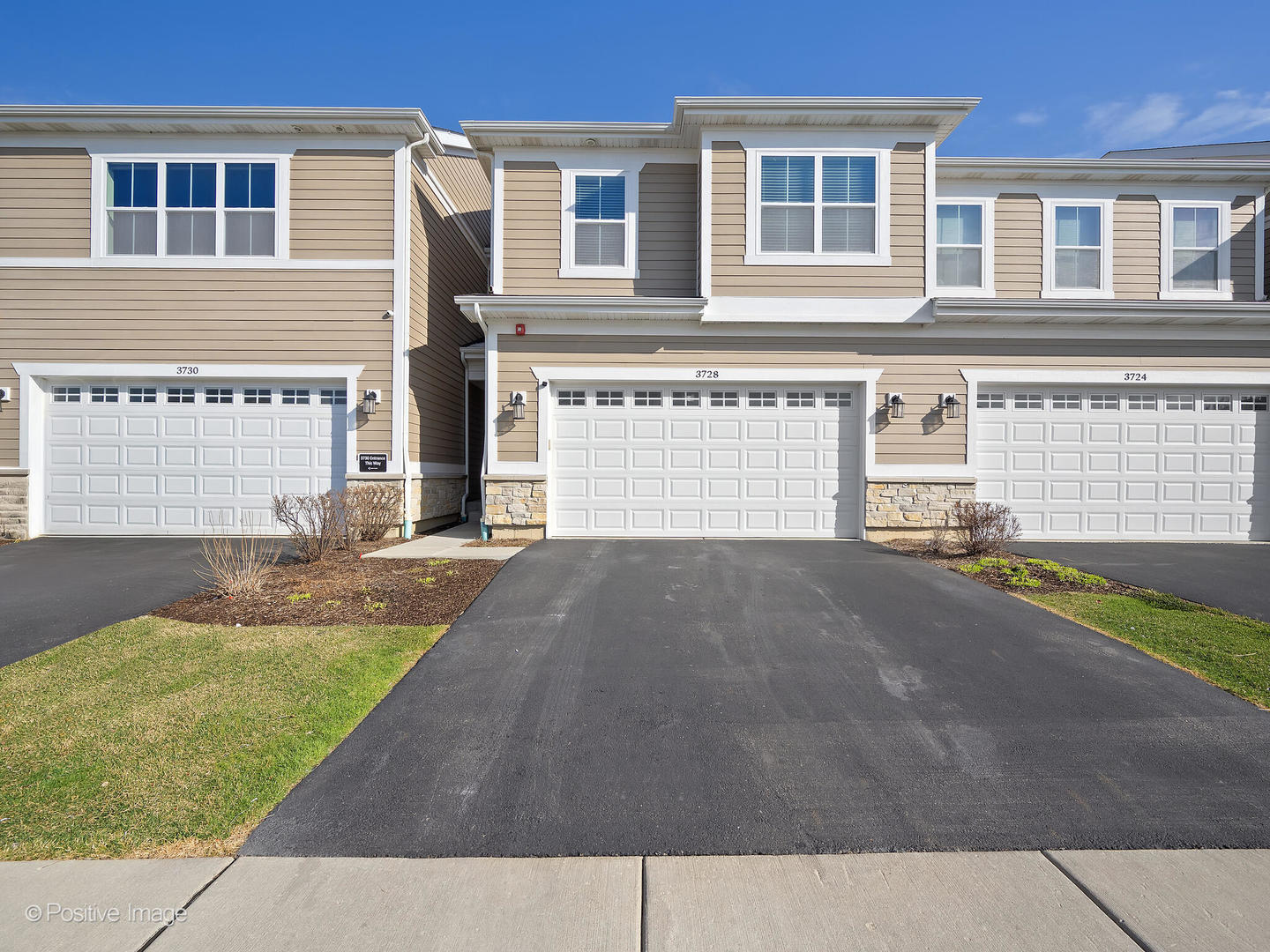 3728 Provenance Way, Northbrook, IL