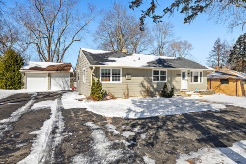 2540 E Bonnie Brook Lane, Waukegan, IL