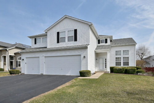 230 Stickley Lane, Lake In The Hills, IL
