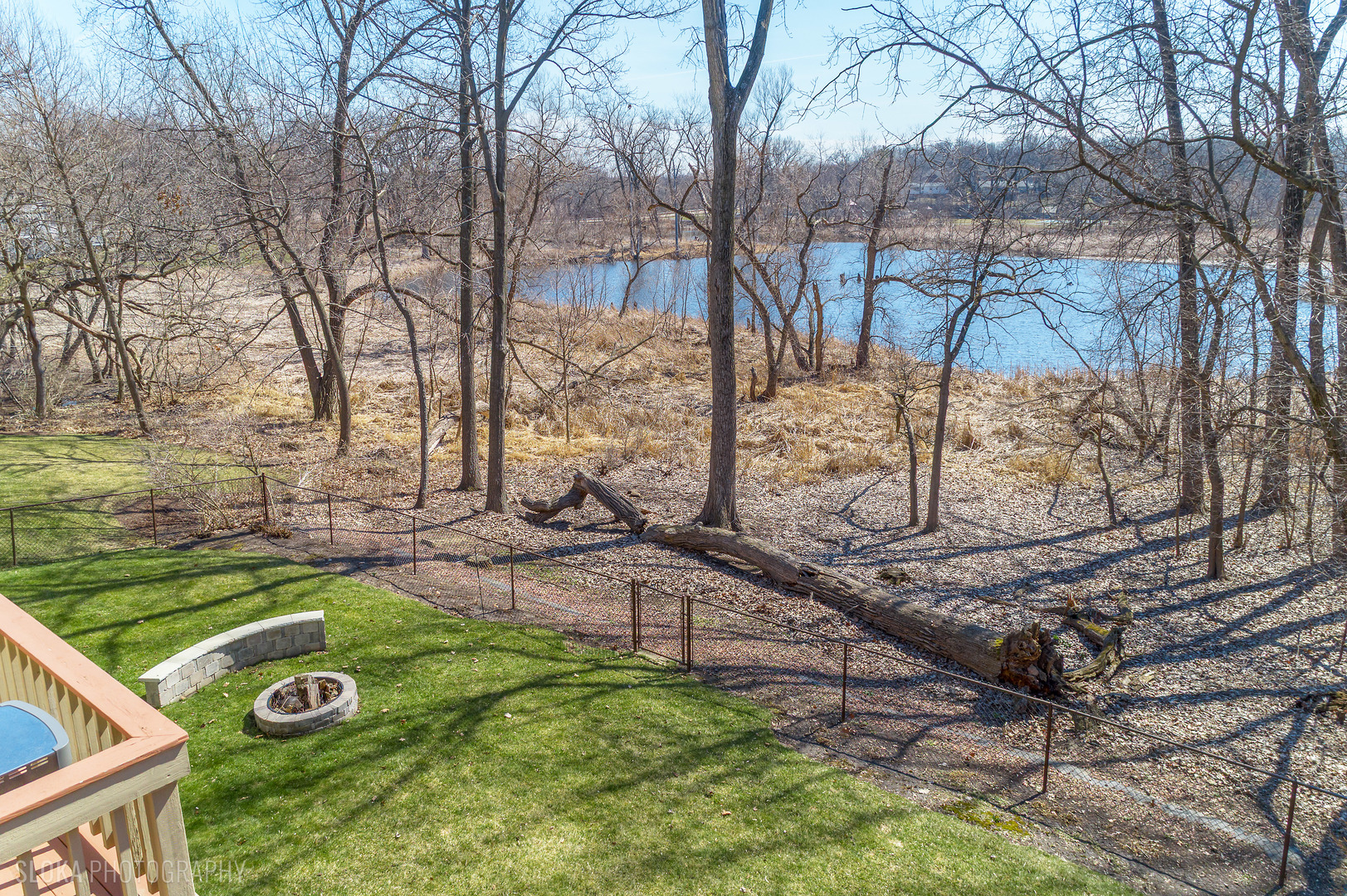 207 Lions Court, Lake Zurich, IL