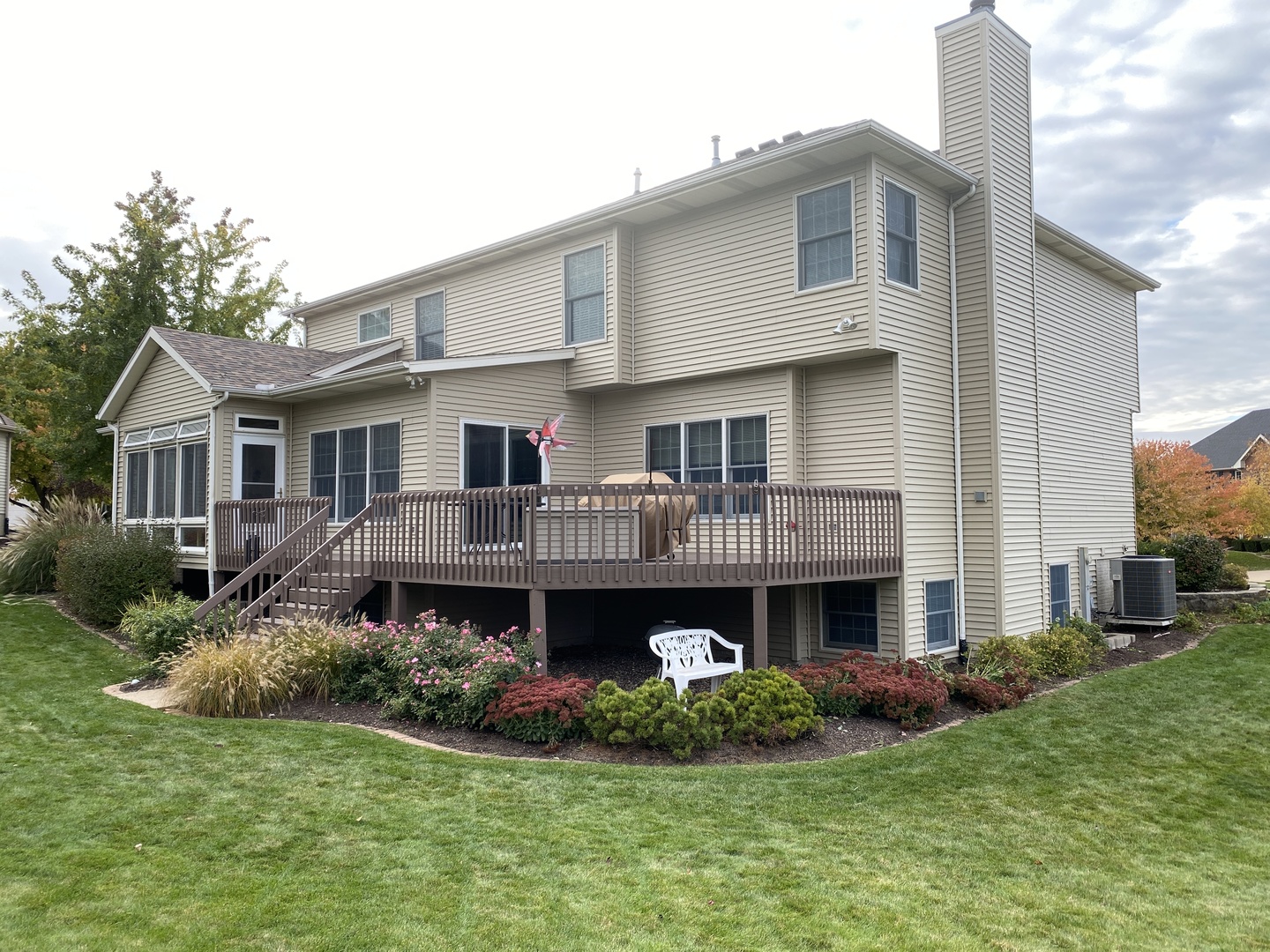 5355 Heather Glen Circle, Bettendorf, IA