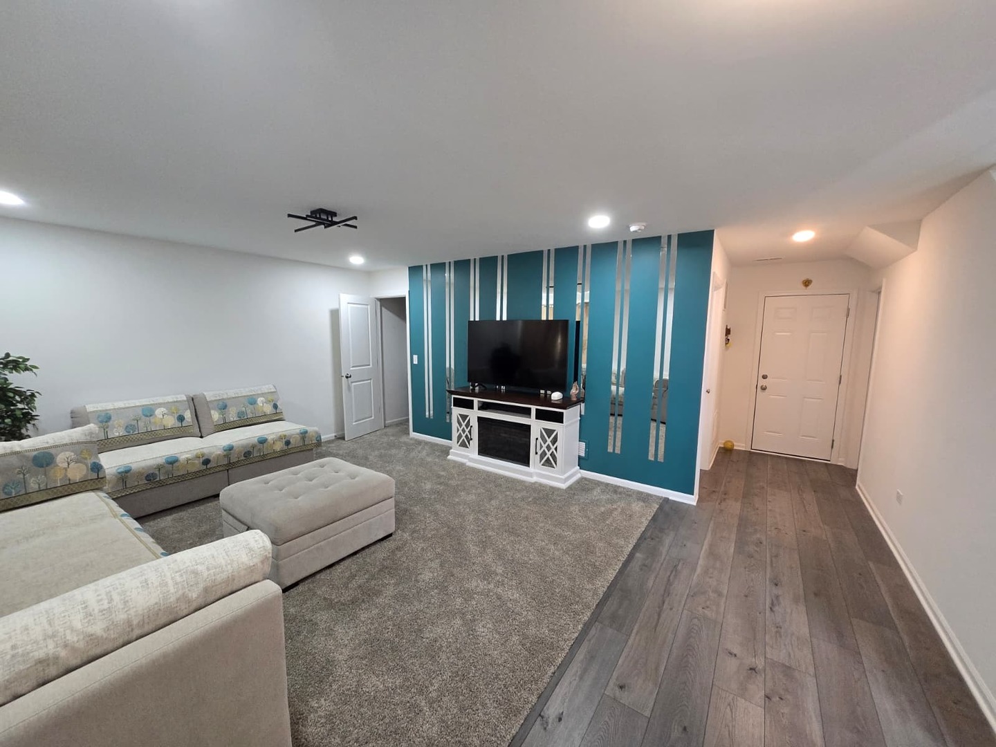 4277 Chelsea Manor Circle, Aurora, IL