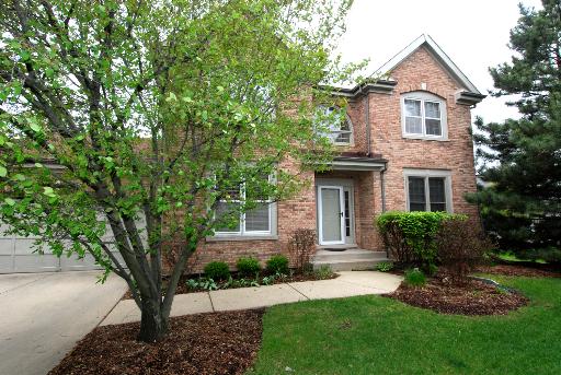 182 Ashfield Court, Bloomingdale, IL