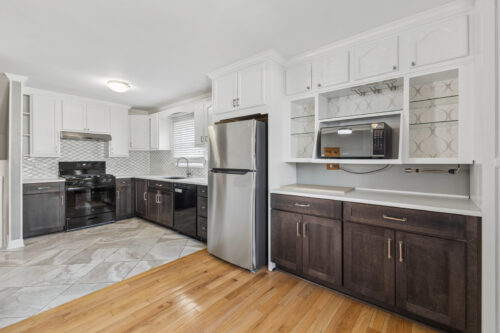 16805 Hilltop Avenue, Orland Hills, IL