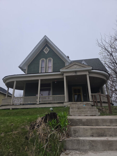 1210 TREMONT Avenue, Davenport, IA