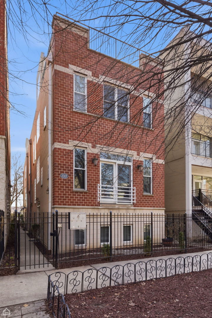 2317 N Hamilton Avenue #A, Chicago, IL