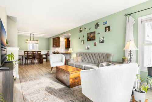 1S115 Euclid Avenue, Villa Park, IL