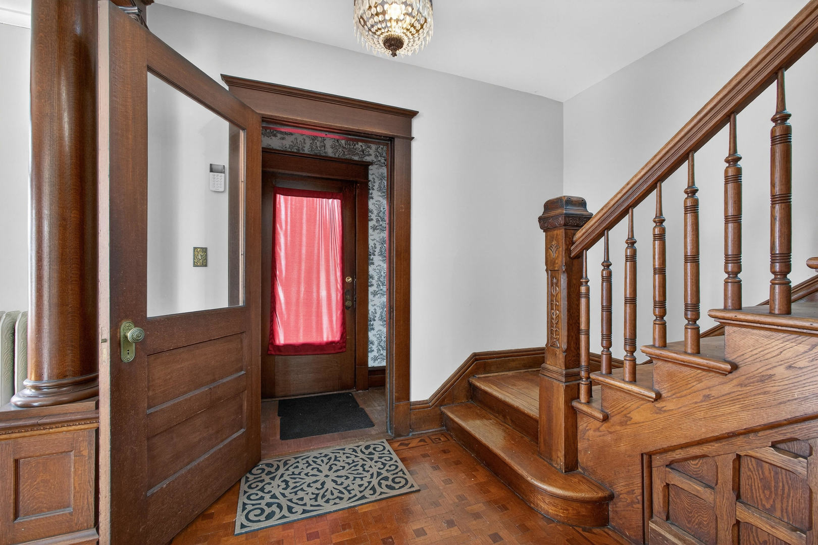 1919 Farnam Street, Davenport, IA