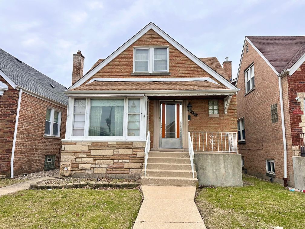 6606 S Komensky Avenue, Chicago, IL