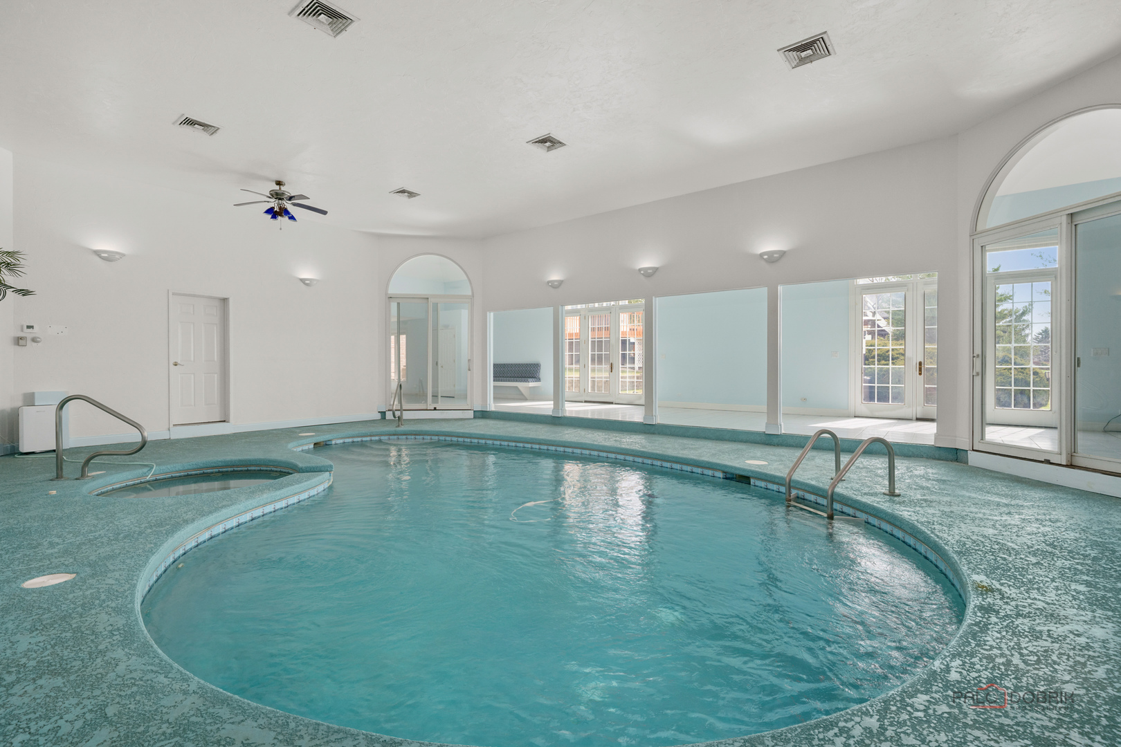 37108 N Kimberwick Lane, Wadsworth, IL