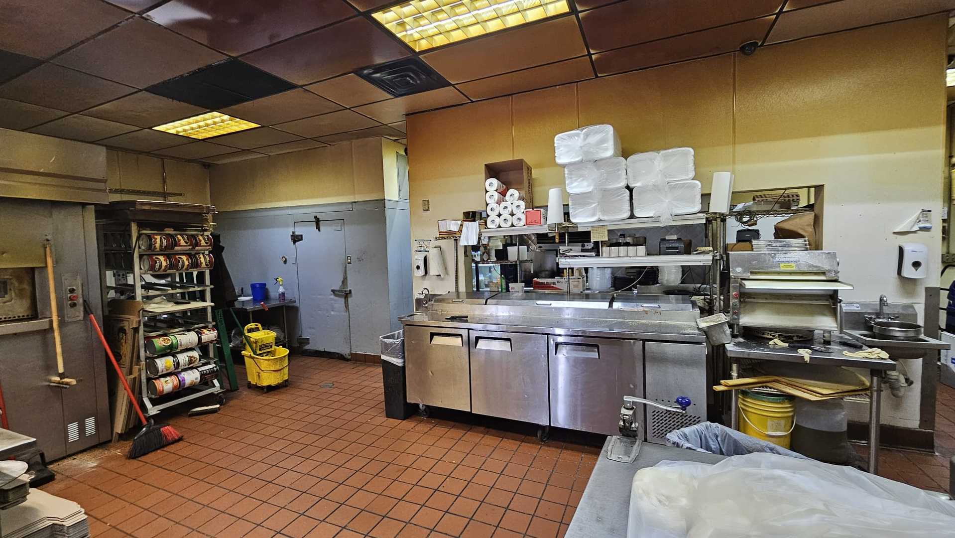 807 N Main Street, Glen Ellyn, IL