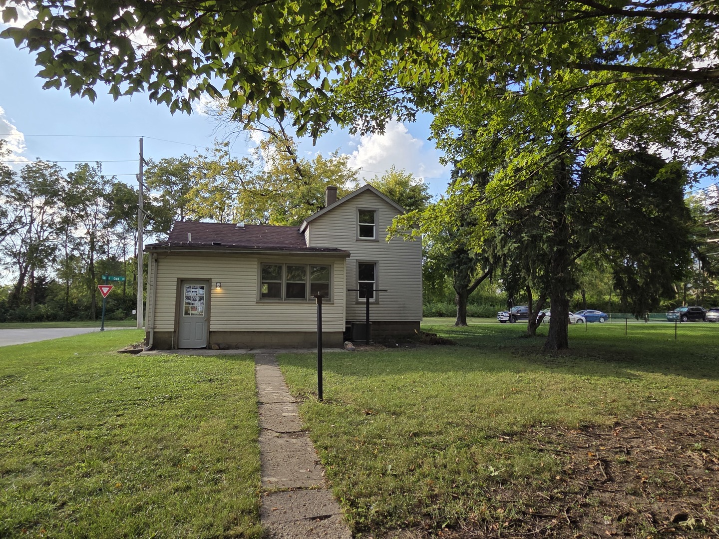 296 S Oak Street, Manteno, IL