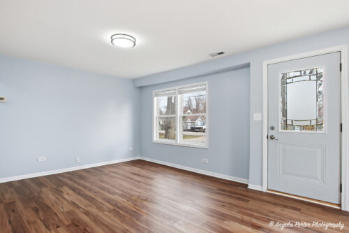 5205 N Lake Street, McHenry, IL