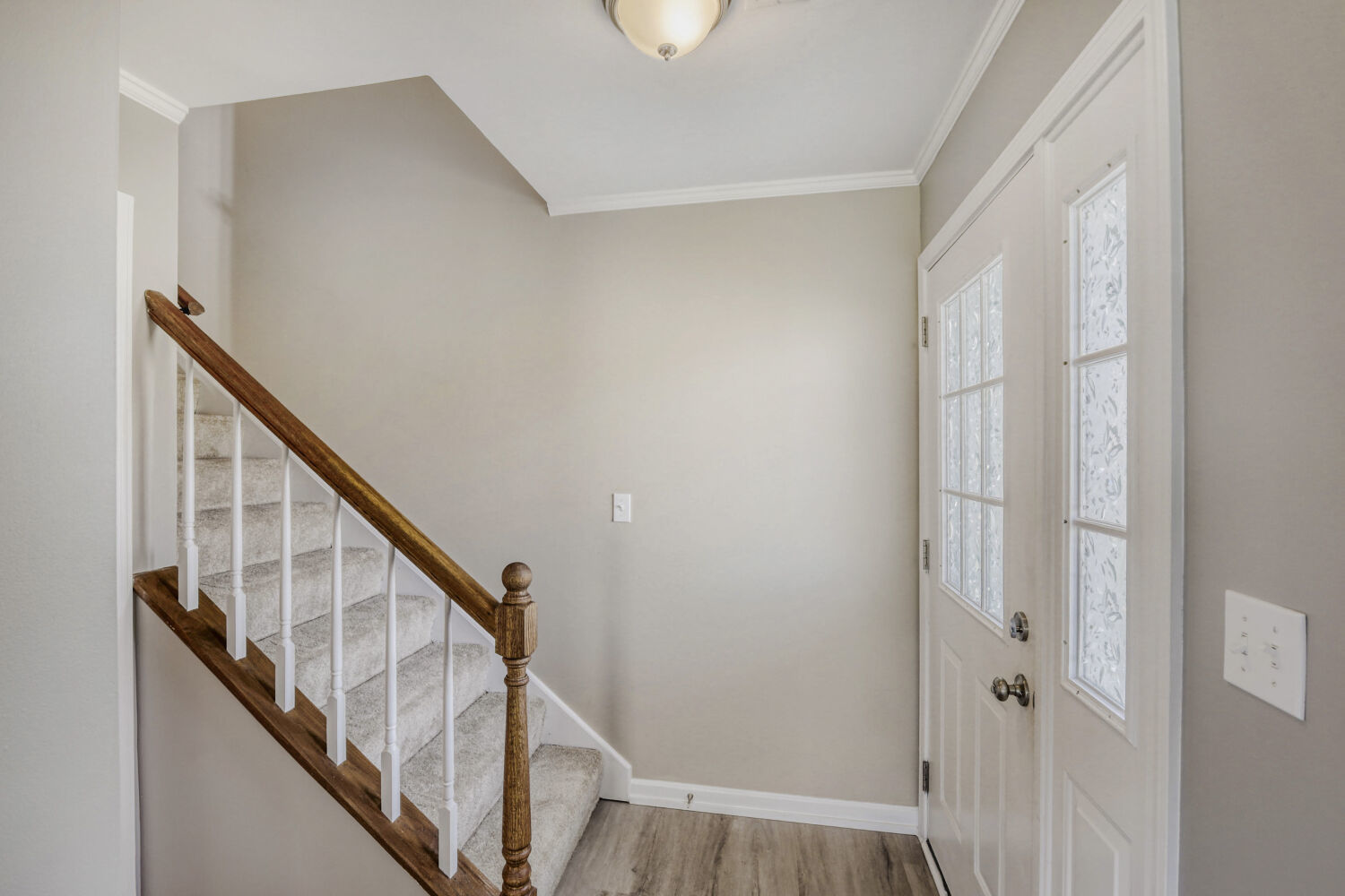 934 Surrey Lane #2, Sleepy Hollow, IL