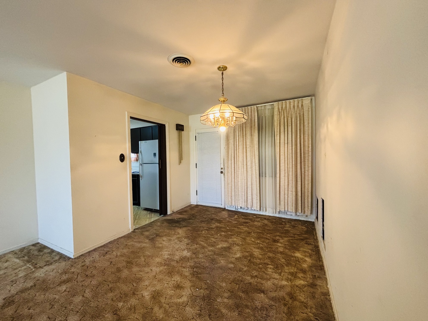 847 S 3rd Avenue, Des Plaines, IL