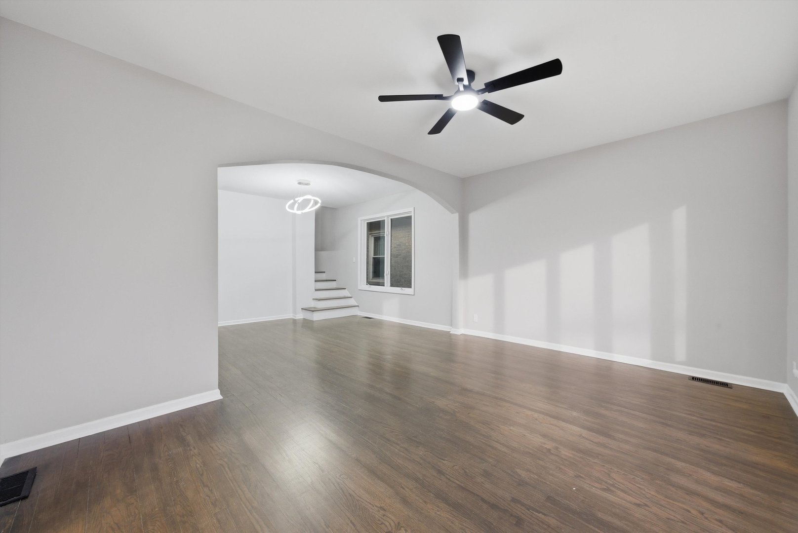 7825 W Cressett Drive, Elmwood Park, IL