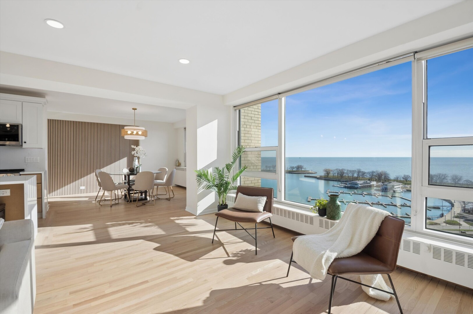 3180 N Lake Shore Drive #13C, Chicago, IL