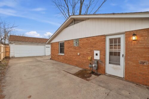 2212 W Capri Avenue, Joliet, IL