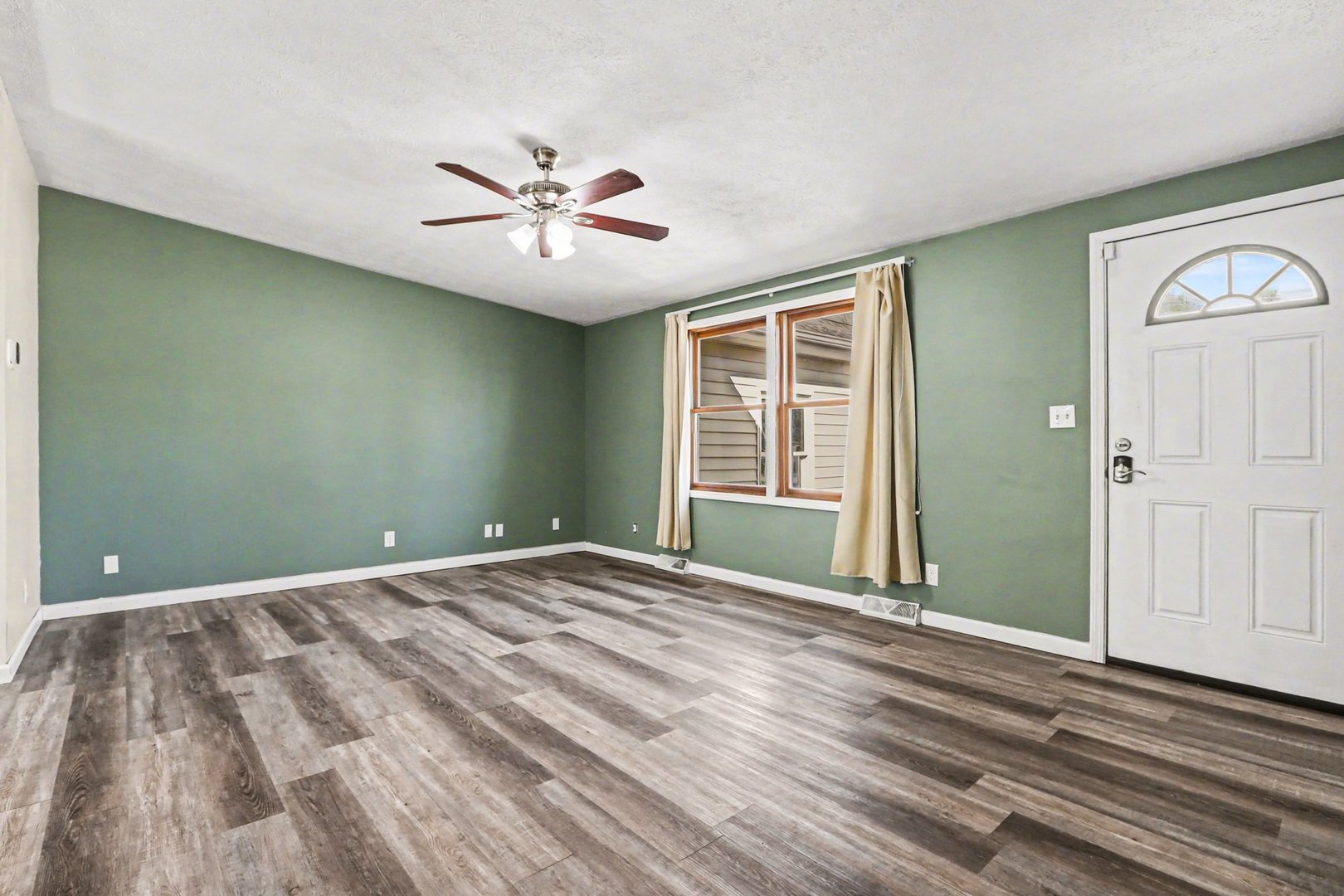 285 E 1st Street, Braidwood, IL