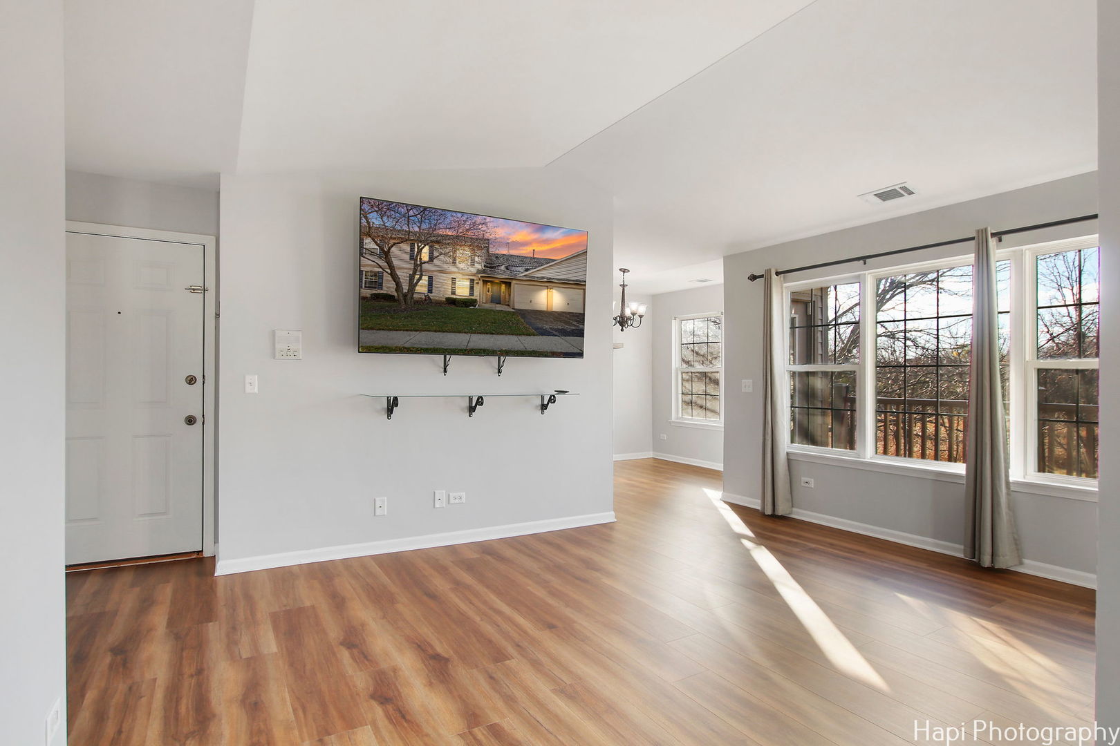 1037 N Village Drive #4, Round Lake Beach, IL