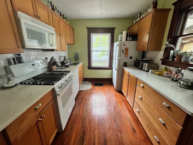 702 W High Street, Urbana, IL