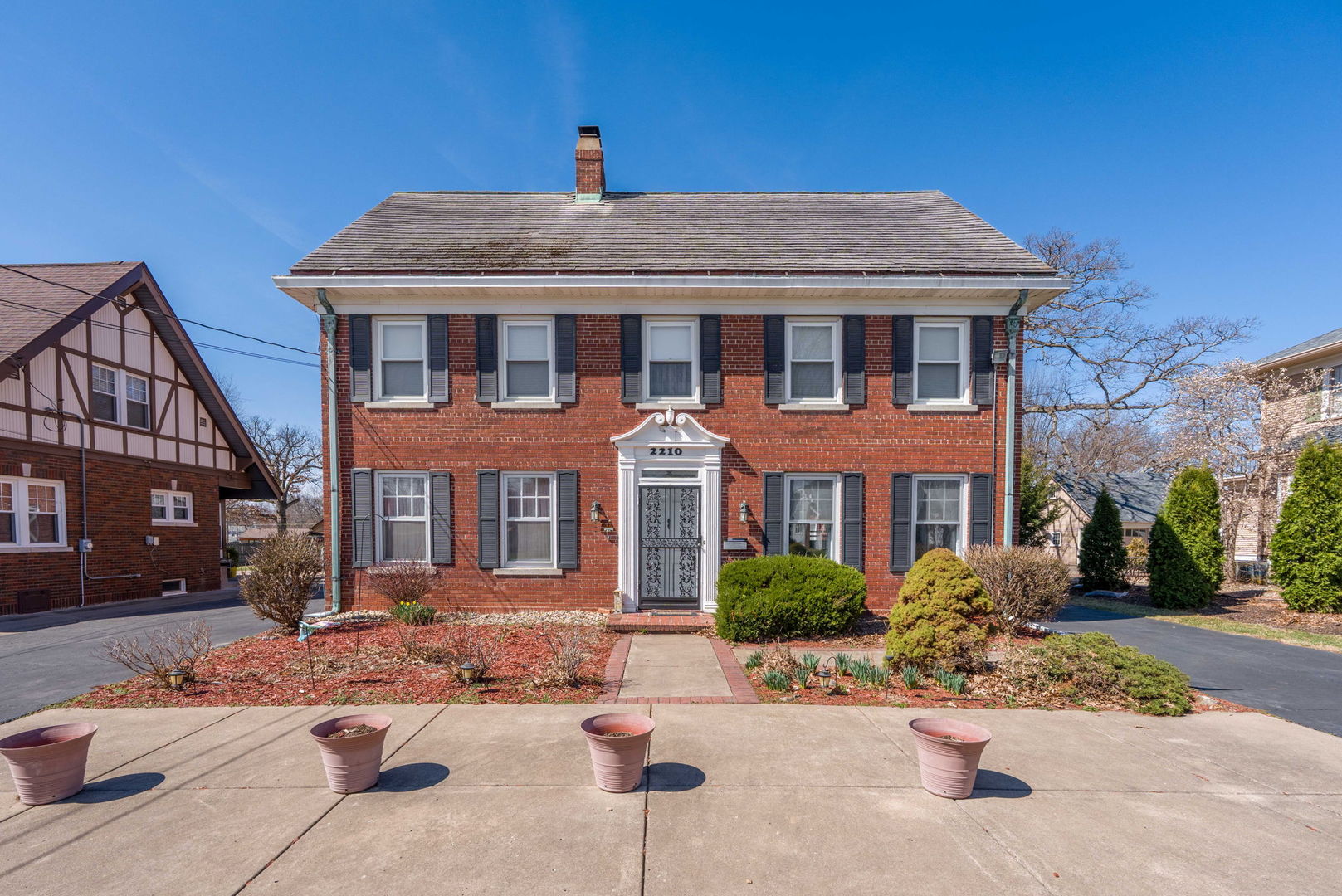 2210 30th Street, Rock Island, IL