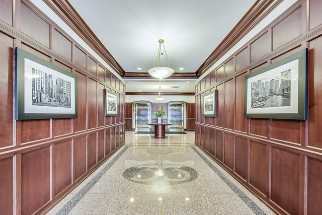 33 W Huron Street #311, Chicago, IL