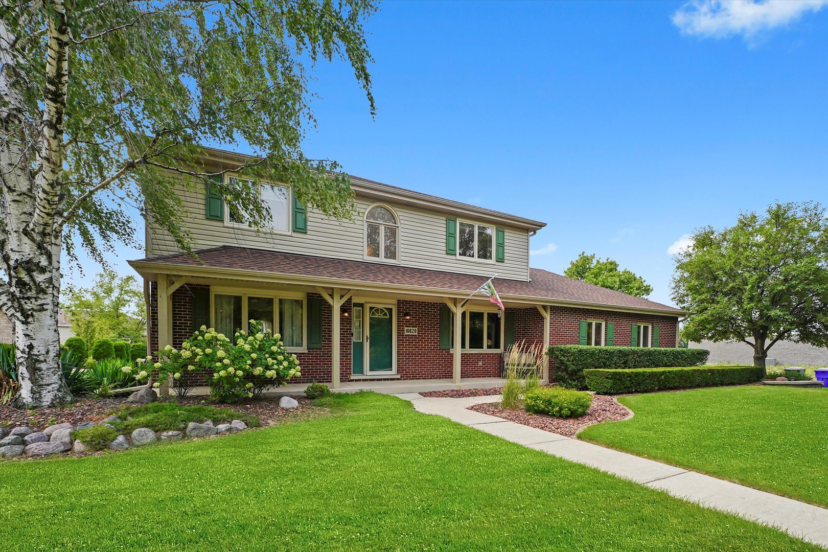 16620 Pear Avenue, Orland Park, IL