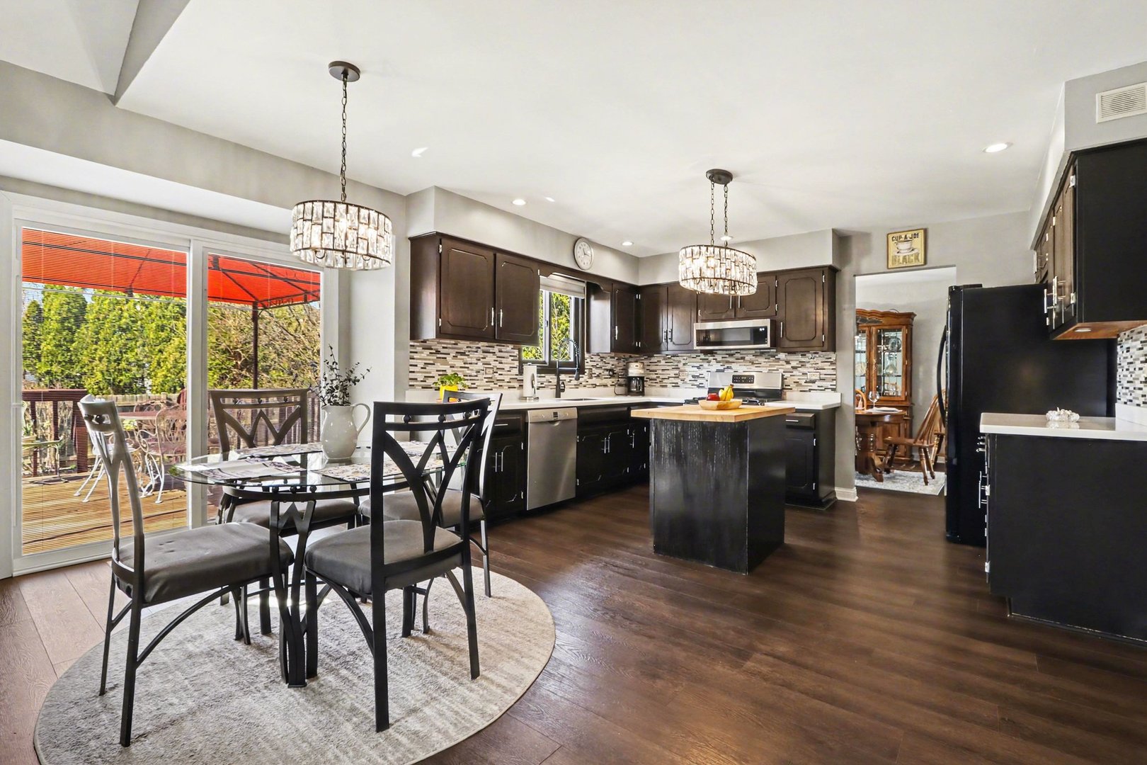 237 Homewood Drive, Bolingbrook, IL