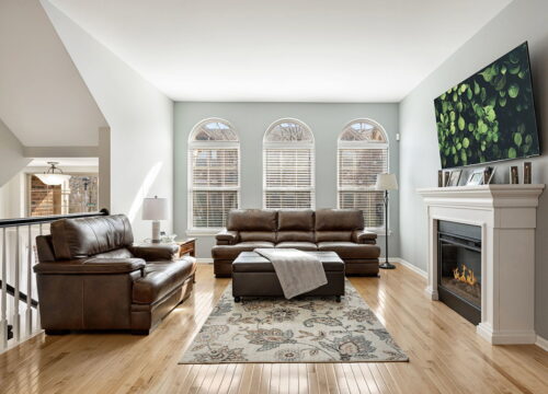 27W711 N Meadowview Drive, Winfield, IL