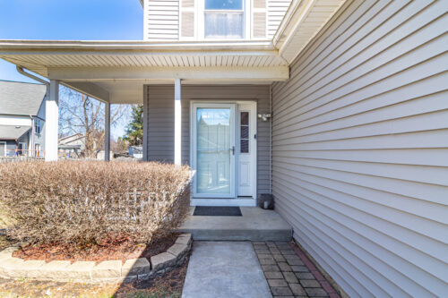 1577 Pinetree Drive, Gurnee, IL