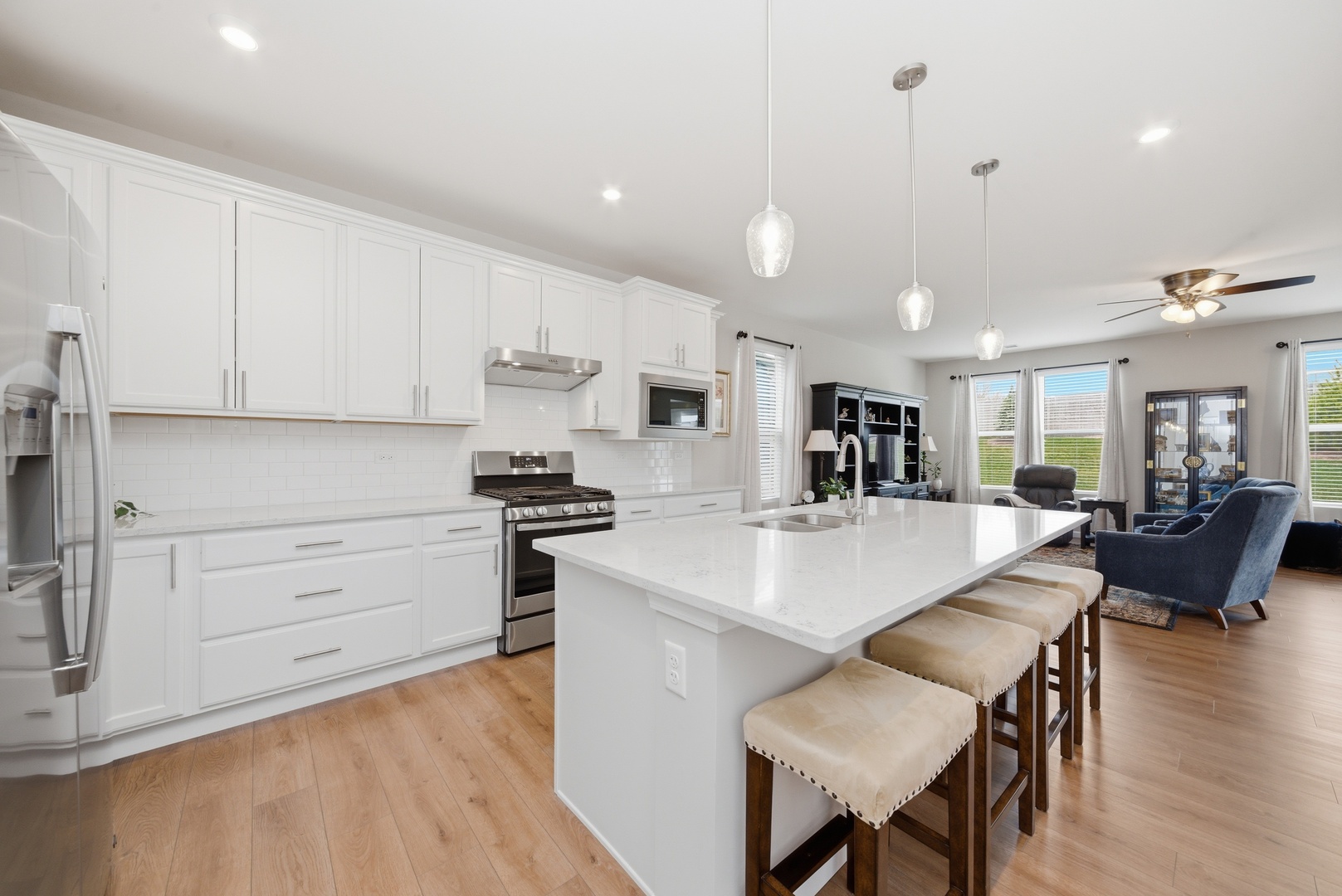 3203 Sweetgrass Circle, Aurora, IL