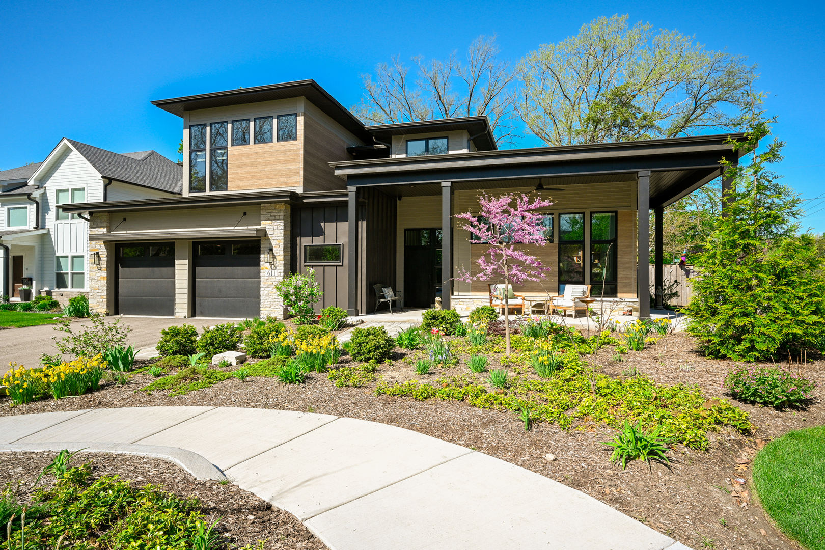 611 S Loomis Street, Naperville, IL
