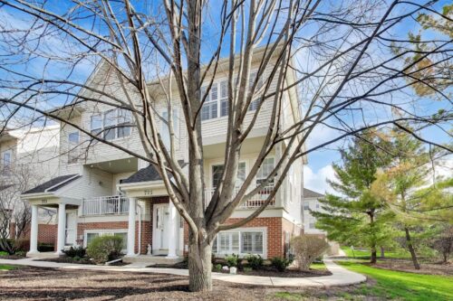 775 Pheasant Trail, St. Charles, IL