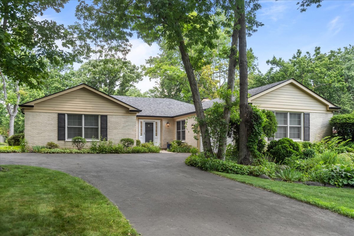 912 Morningside Drive, Lake Forest, IL