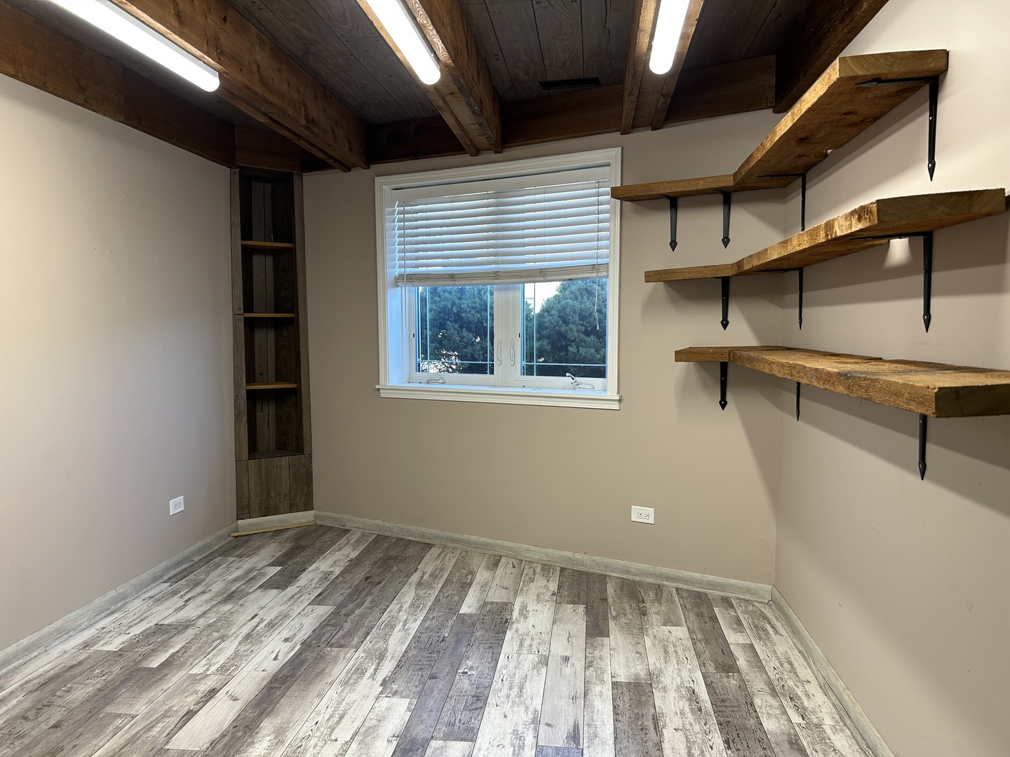 10215 Franklin Avenue, Franklin Park, IL