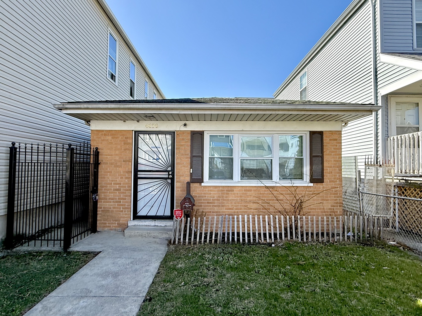 4630 S Honore Street, Chicago, IL